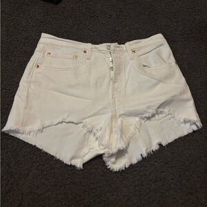 LEVIS White Frayed Hem Women Shorts